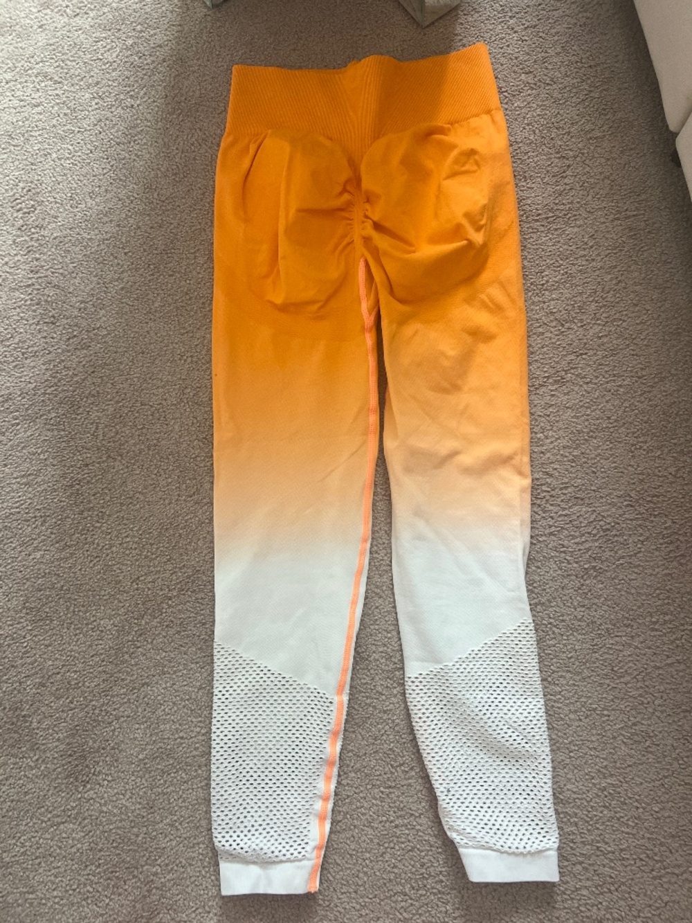 Orange white scrunch butt leggings - lululemon
